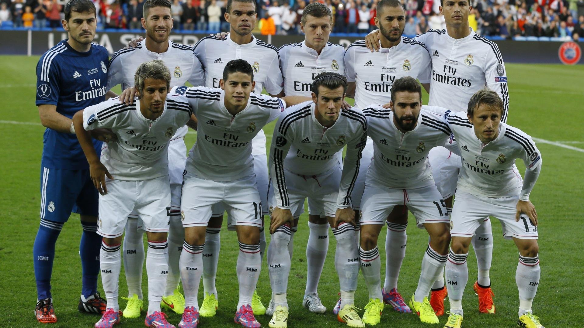 字母哥赛点兑现,圣安东尼奥马刺淘汰国际米兰晋级四强,主帅激动落泪